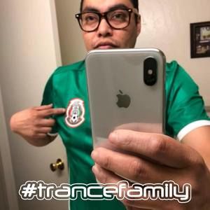 Meet your Posher, Hugo